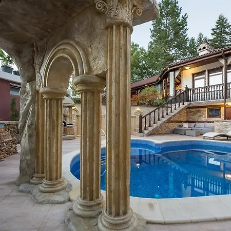 Versailles Penzion